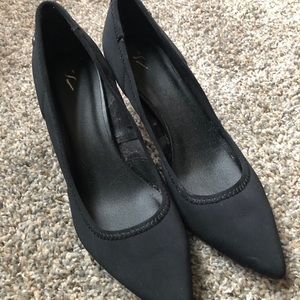 Simply Vera Wang size 8 heels